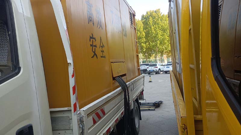 于洪如何判断柴油发电机组和UPS电源的切换时间是否符合要求?